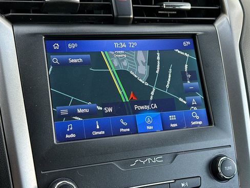 Used 2020 Ford Fusion SE image 21