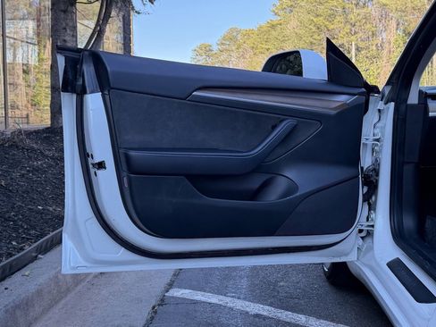 Used 2022 Tesla Model 3 Long Range image 28