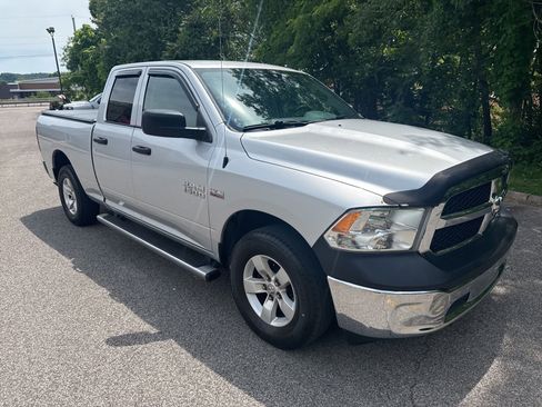 Used 2016 RAM 1500 Tradesman w/ Popular Equipment Group AWD/4WD image 4