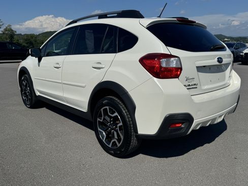 Used 2017 Subaru Crosstrek 2.0i Premium AWD/4WD image 6