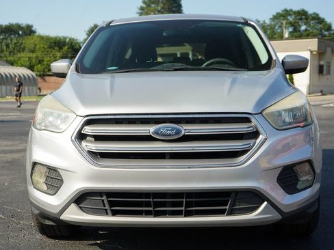Used 2017 Ford Escape SE FWD image 16