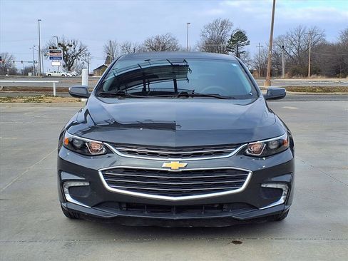 Used 2018 Chevrolet Malibu LT image 23