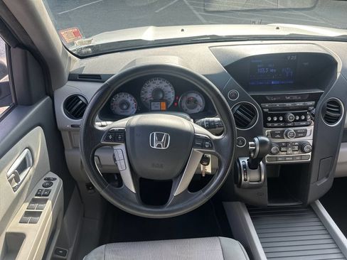 Used 2014 Honda Pilot EX image 16
