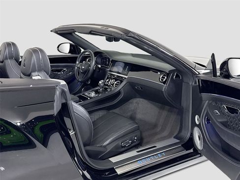 Used 2020 Bentley Continental GT V8 First Edition image 28