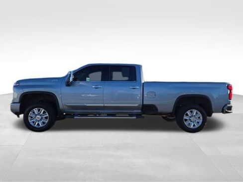 Used 2025 Chevrolet Silverado 3500 High Country w/ Technology Package image 8