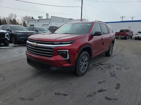 New 2026 Chevrolet Traverse LT w/ Driver Confidence Package image 3