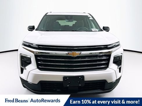 New 2026 Chevrolet Traverse LT w/ Sun and Wheel Package image 2