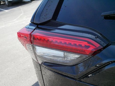 Certified 2023 Toyota RAV4 LE image 19