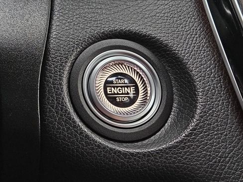 Certified 2020 Mercedes-Benz GLC 300 4MATIC image 23