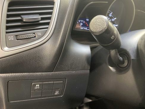 Used 2018 MAZDA MAZDA3 Touring image 24