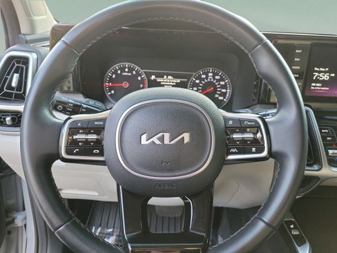 Certified 2023 Kia Sorento X-Line EX AWD/4WD image 17