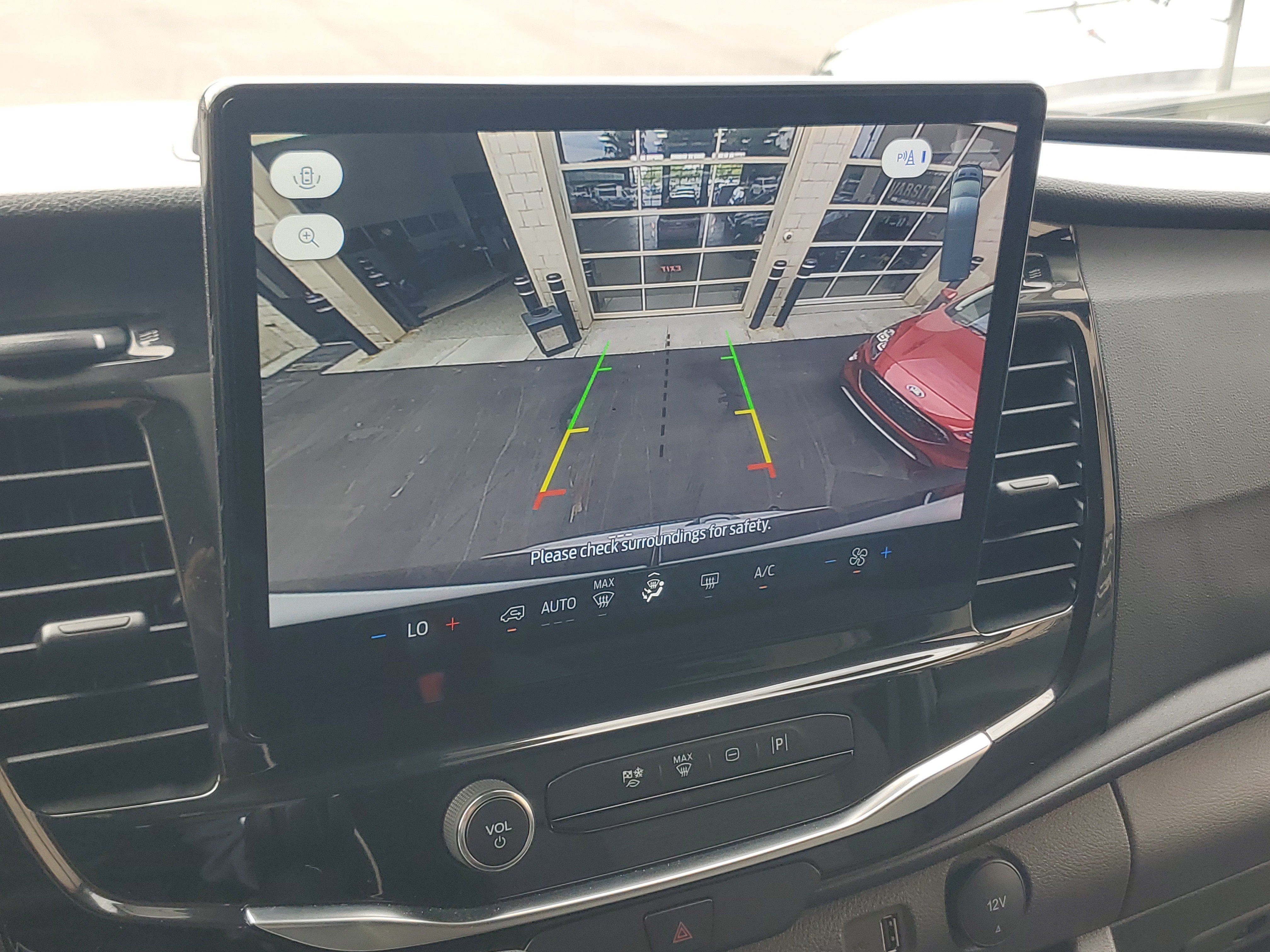 Used 2024 Ford Transit 350 XLT RWD image 17