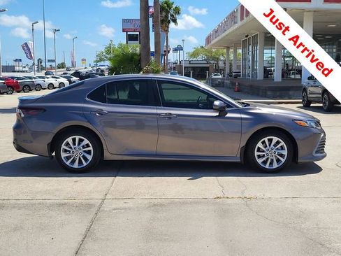 Used 2023 Toyota Camry LE image 24