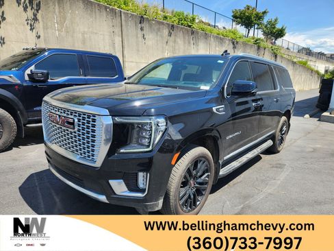 Used 2024 GMC Yukon XL Denali w/ Advanced Technology Package AWD/4WD image 1