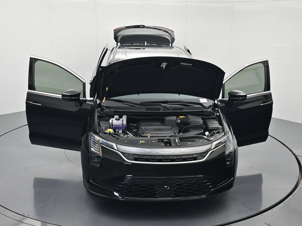 New 2027 Chrysler Pacifica Limited w/ Family Tech Group FWD image 47