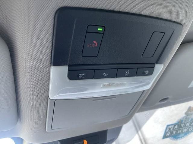 Used 2021 Nissan Rogue SV FWD image 24