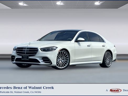 Used 2022 Mercedes-Benz S 500 4MATIC image 1