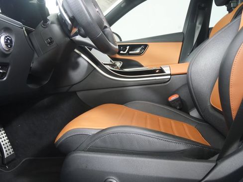 Used 2024 Mercedes-Benz C 43 AMG 4MATIC Sedan image 9