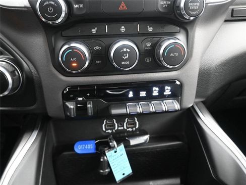 Used 2019 RAM 2500 Big Horn image 14