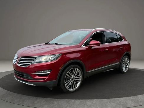 Used 2015 Lincoln MKC Sport Utility 4D w/ Equipment Group 102A Reserve image 3