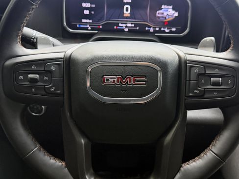 Used 2024 GMC Sierra 1500 AT4 w/ AT4 Premium Package AWD/4WD image 19