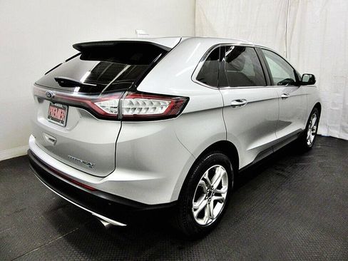 Used 2017 Ford Edge Titanium AWD/4WD image 6