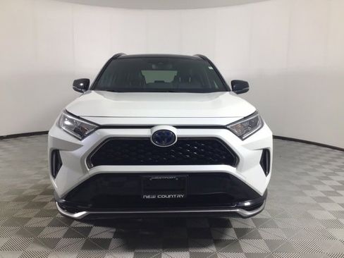 Used 2021 Toyota RAV4 XSE image 2