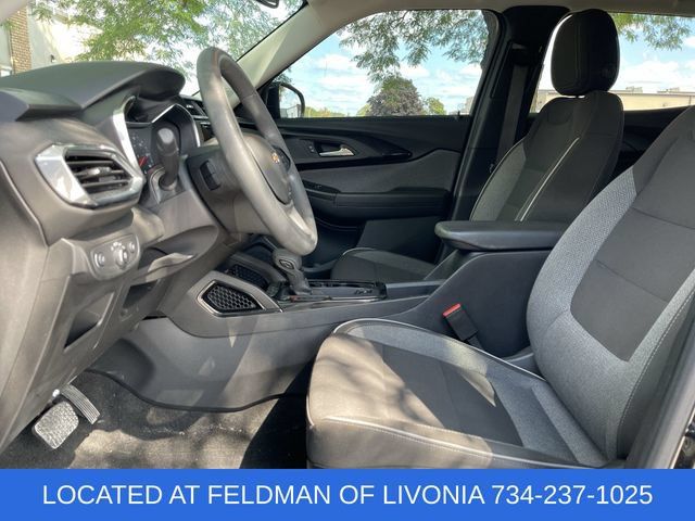 Certified 2021 Chevrolet TrailBlazer LT w/ Convenience Package FWD image 18