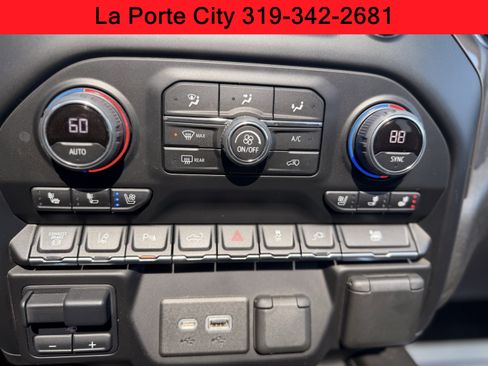 Used 2022 Chevrolet Silverado 3500 High Country w/ LPO, Hitch Package AWD/4WD image 24