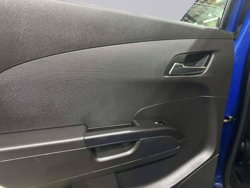Used 2018 Chevrolet Sonic LT w/ Convenience Package FWD image 36