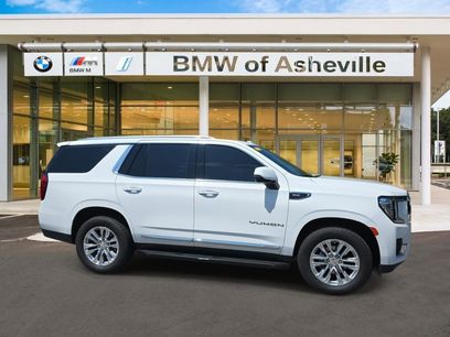Used 2022 GMC Yukon SLT w/ SLT Premium Package