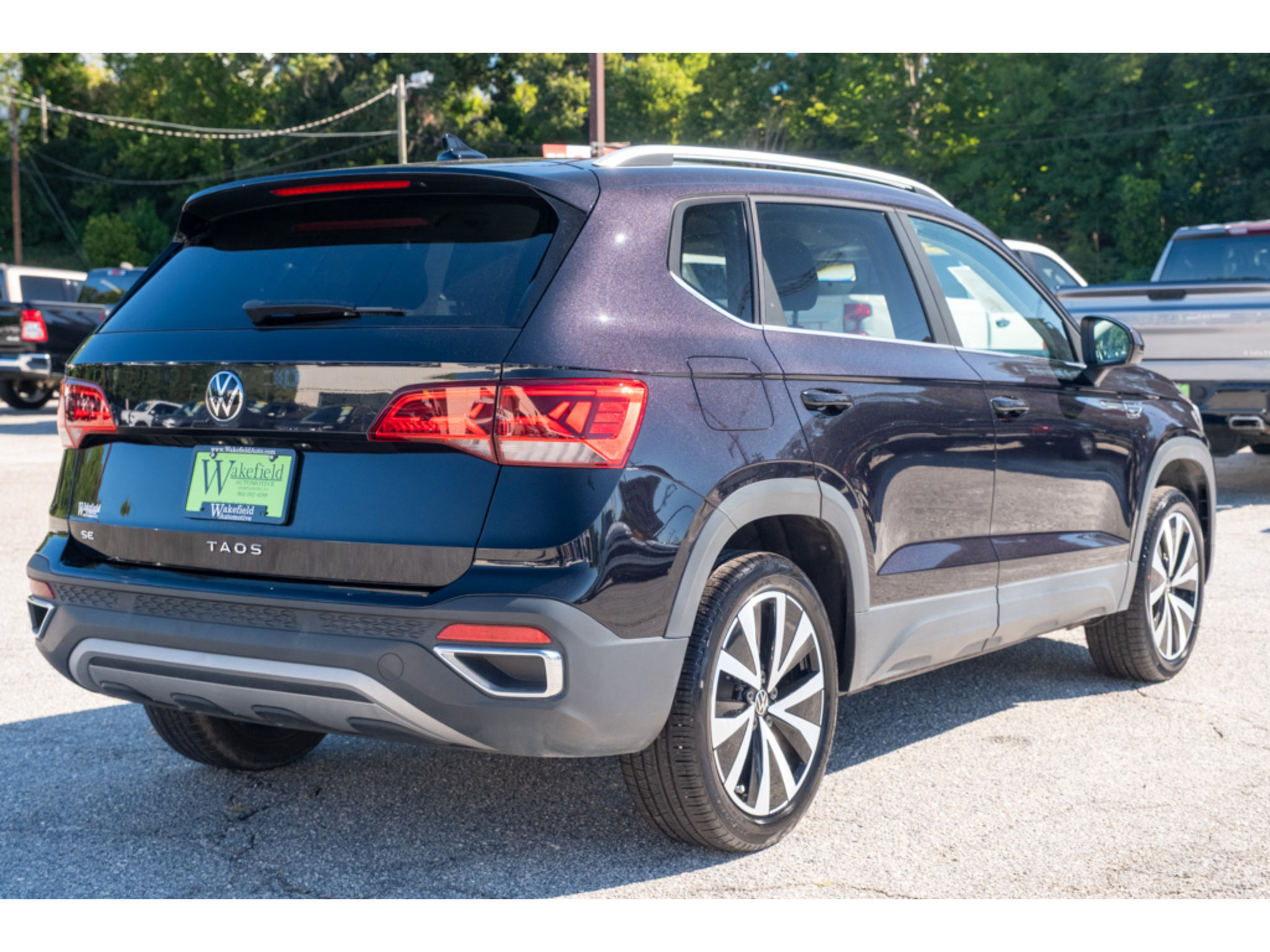 Used 2022 Volkswagen Taos SE FWD image 8