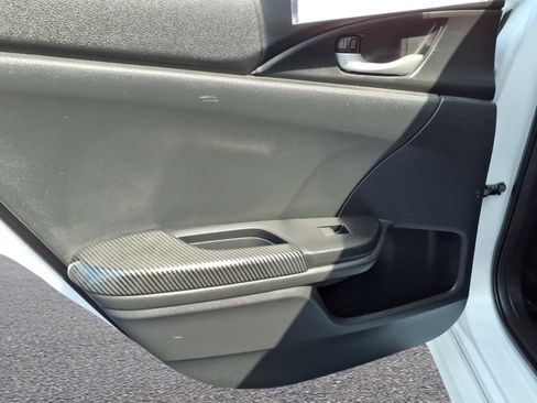 Used 2019 Honda Civic LX image 11