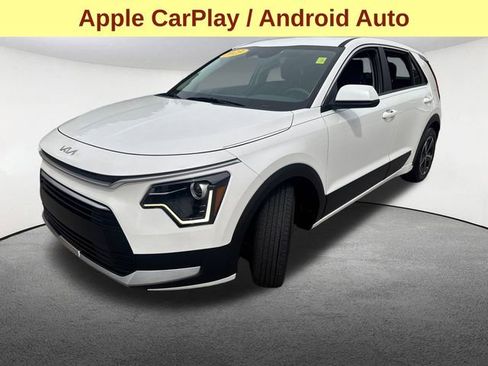 Used 2023 Kia Niro LX image 6