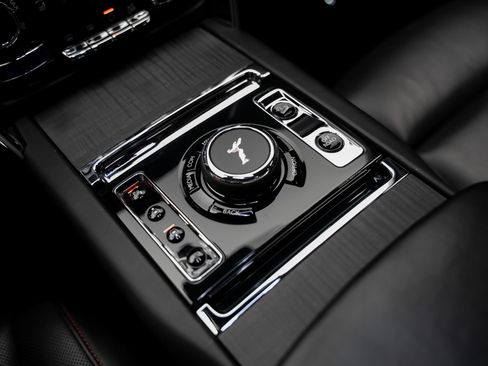 Used 2022 Rolls-Royce Cullinan w/ Technology Package AWD/4WD image 52