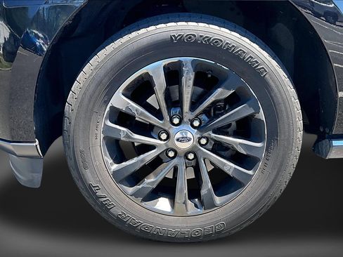 Used 2019 Ford Expedition Limited AWD/4WD image 8