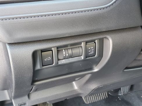Used 2026 Subaru Forester Premium AWD/4WD image 12