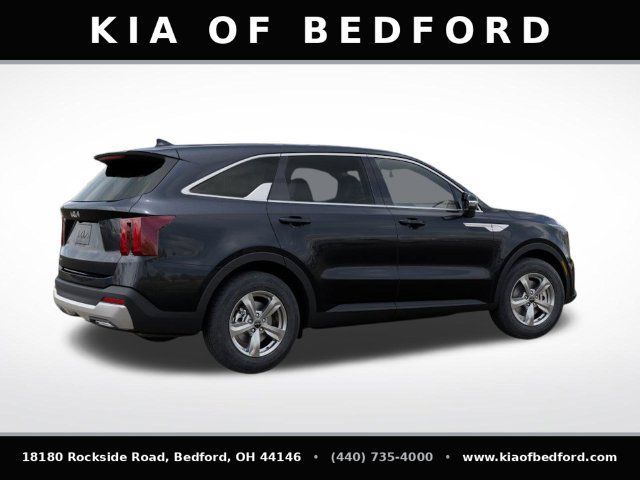Used 2025 Kia Sorento LX FWD image 7