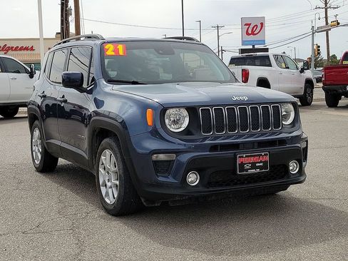 Used 2021 Jeep Renegade Latitude FWD image 2