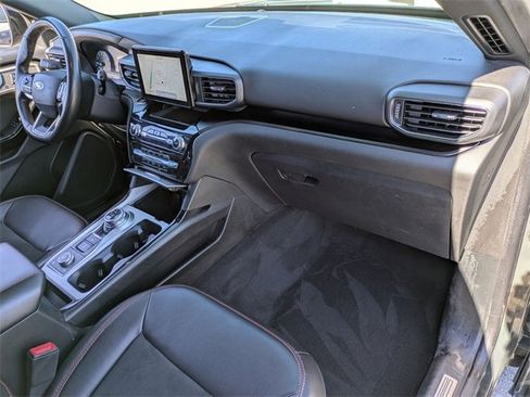 Used 2022 Ford Explorer ST-Line image 26