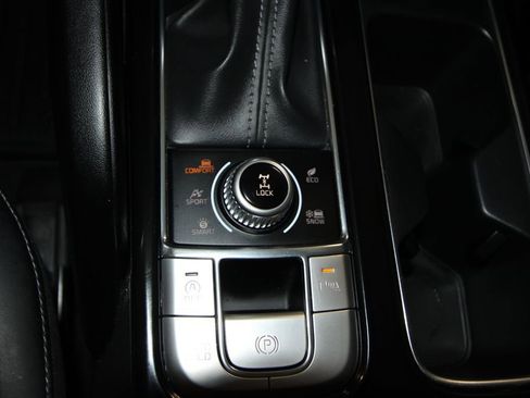 Used 2024 Kia Telluride S w/ S Sunroof Package image 19