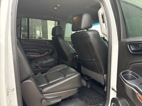 Used 2017 Chevrolet Suburban Premier image 24