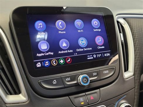 Used 2024 Chevrolet Malibu LT image 17