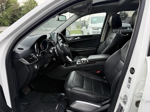 Used 2018 Mercedes-Benz GLS 550 4MATIC w/ Driver Assistance Package image 18