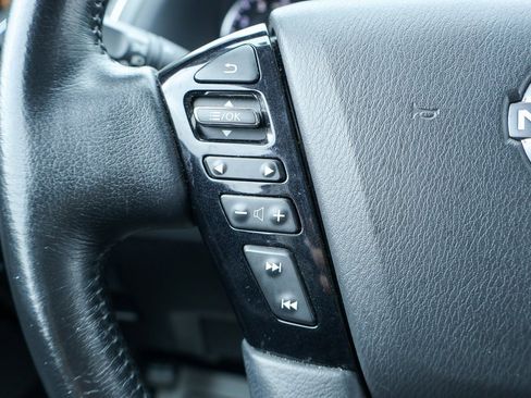 Used 2023 Nissan Armada SL image 14