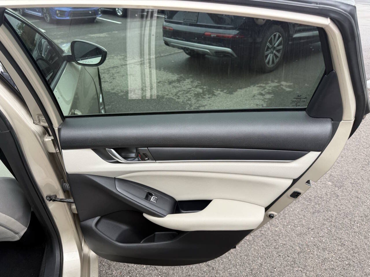 Used 2019 Honda Accord LX image 15