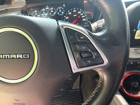 Used 2016 Chevrolet Camaro SS RWD image 22