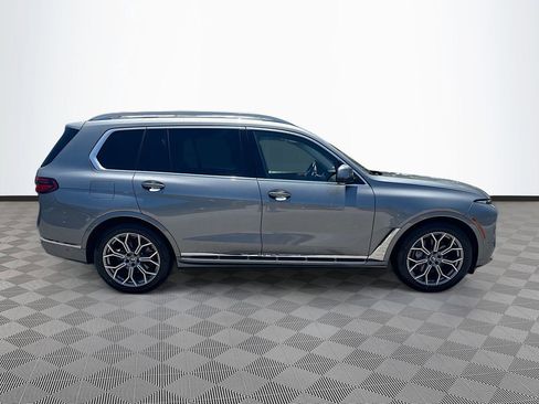Used 2023 BMW X7 xDrive40i AWD/4WD image 5