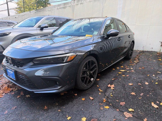 Used 2024 Honda Civic Sport Touring image 2