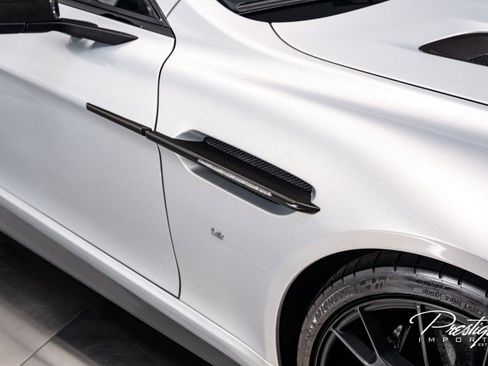 Used 2019 Aston Martin Rapide AMR image 3